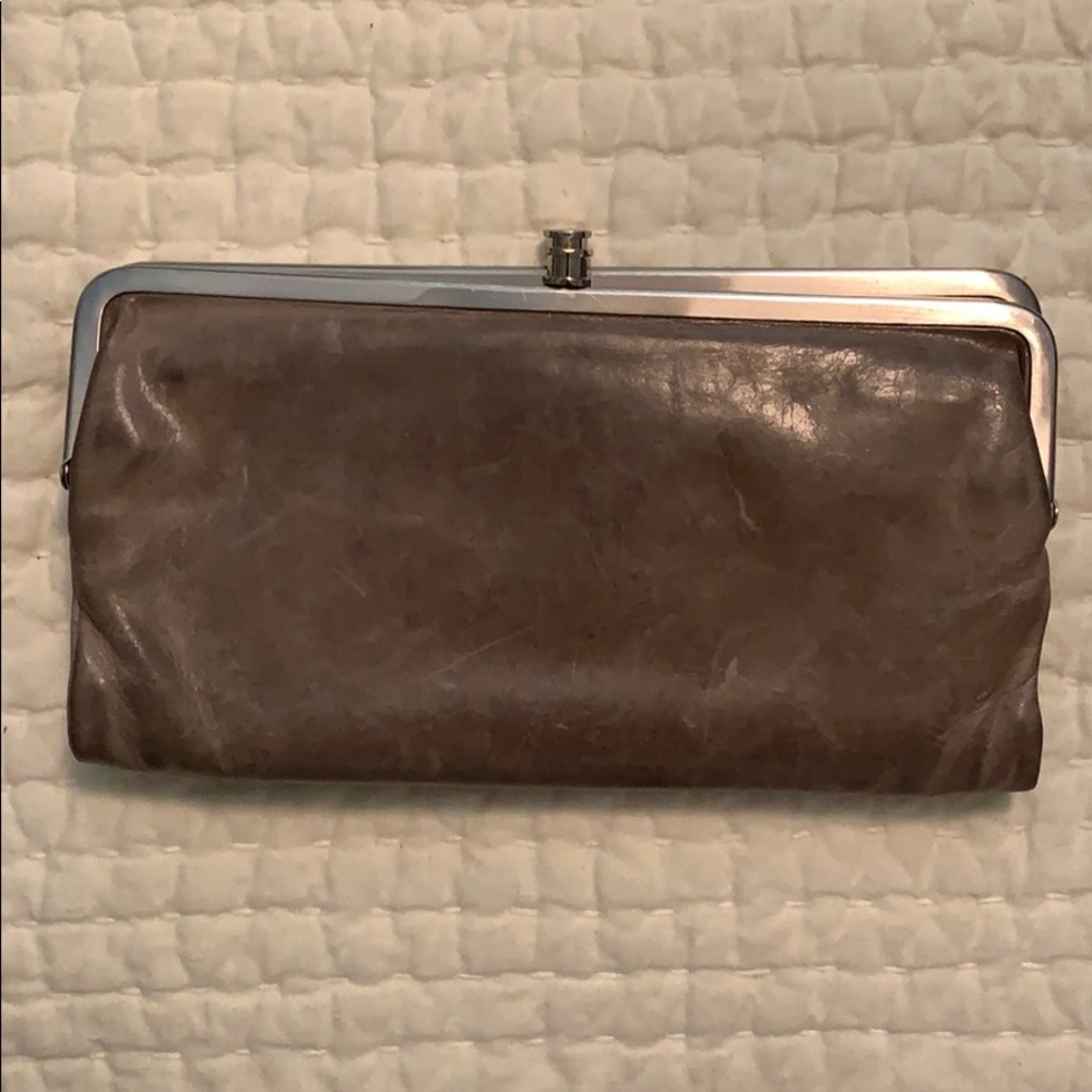HOBO Lauren clutch wallet